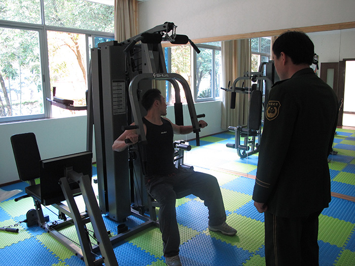 室内健身器材,单位健身器材,健身器材十大品牌-广西MK体育恩波利体育健身器材有限公司