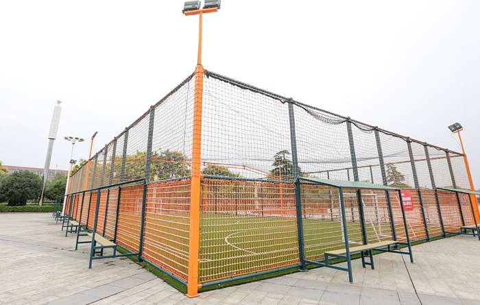 广西健身器材厂家-MK体育恩波利五人制足球场